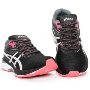 Tênis Asic Revelation de cor Preto Pink.