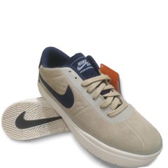 Tênis Nike SB ref 030 de cor Areia Marinho.